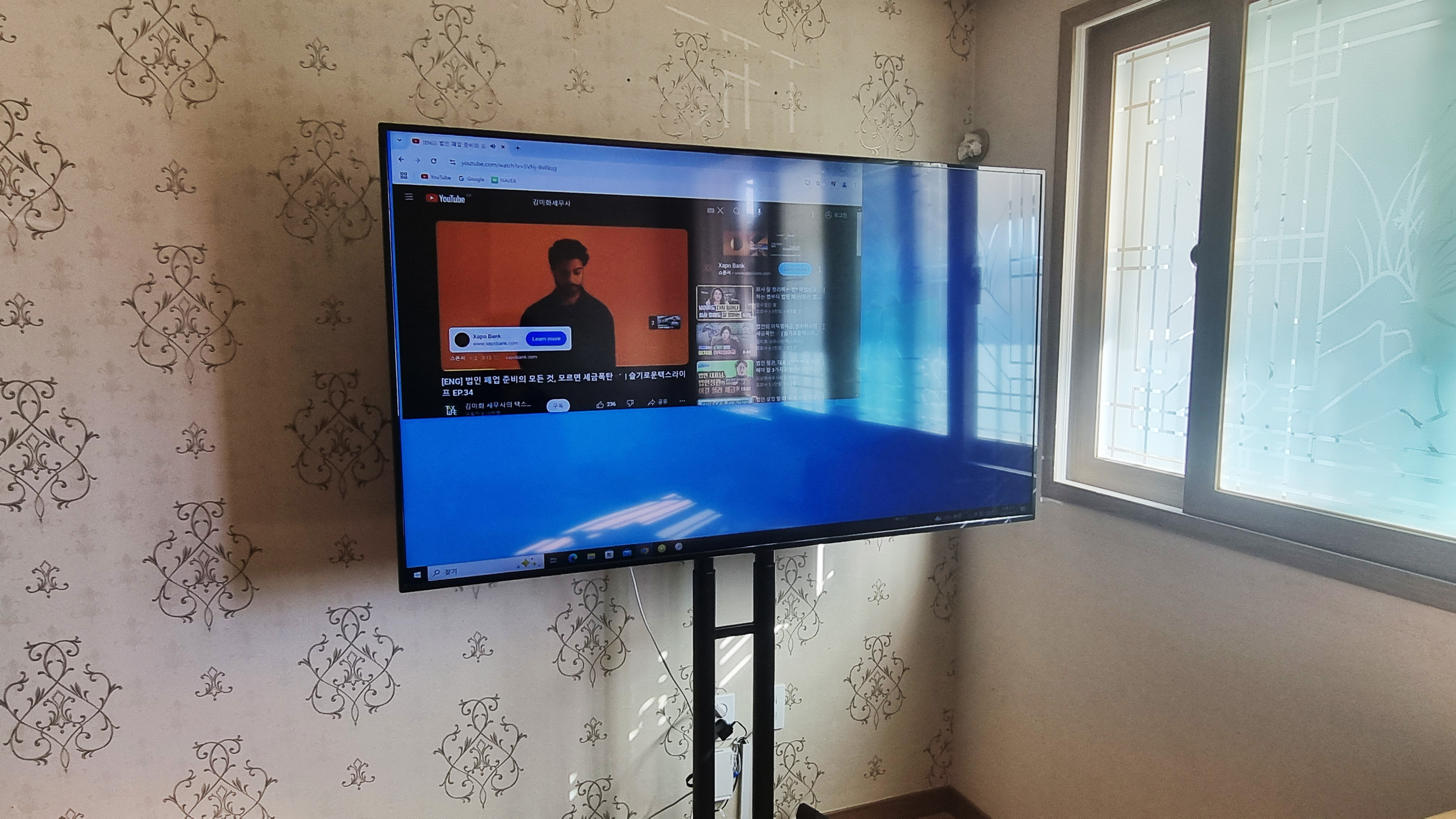 [2024.09] 65인치 모니터 이동형스탠드타입 납품